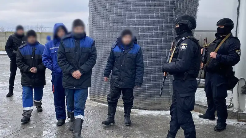 На Житомирщині суд розгляне справу п’яти працівників, яких звинувачують у масштабному викраденні дизпального з трубопроводу