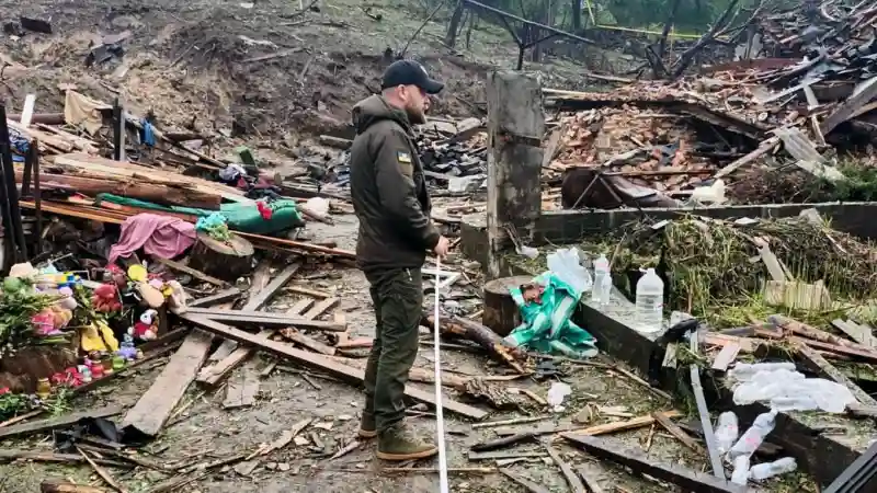 Обстріли на Житомирщині спричинили забруднення повітря діоксидом вуглецю та селену: екоінспекція підрахувала збитки